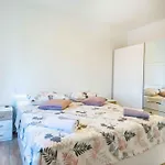 In - Insel Pasman 50975 Tkon