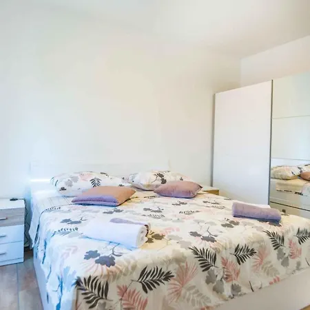 In - Insel Pasman 50975 Tkon