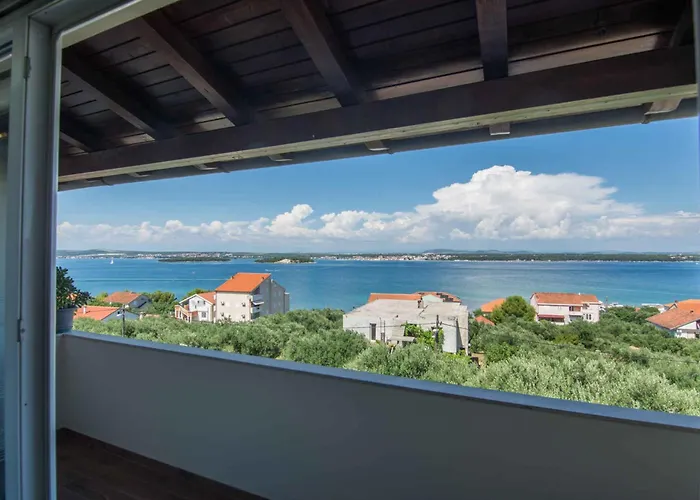 In - Insel Pasman 50975