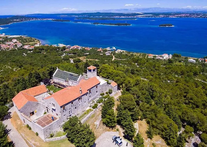 In - Insel Pasman 50975 * Tkon