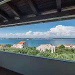In - Insel Pasman 50975